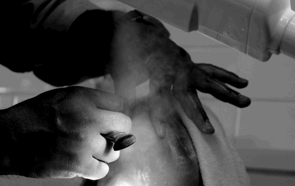 Benefits of a Hot Towel Shave for Men