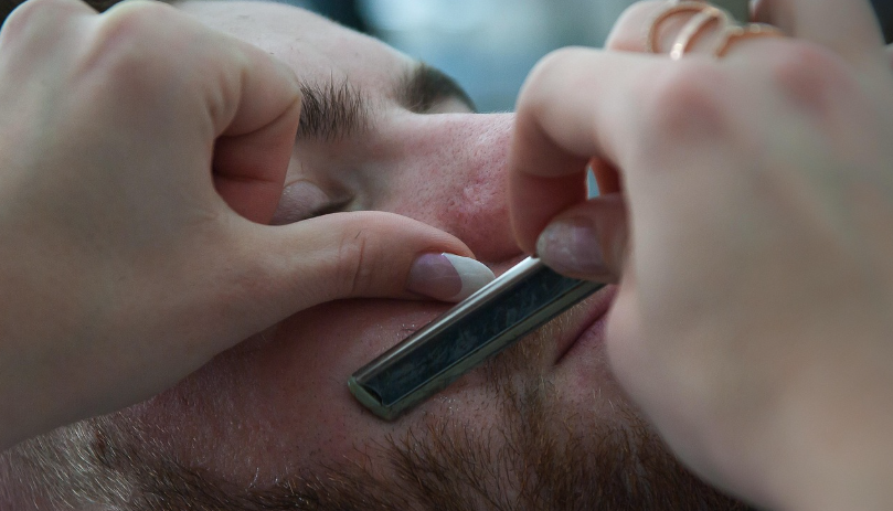 How a Hot Towel Shave Works – Step-by-Step Guide
